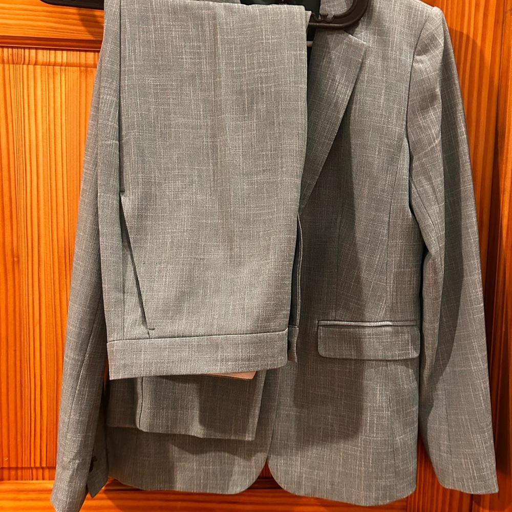 Ann Taylor Green Suit - Picture 5 of 9